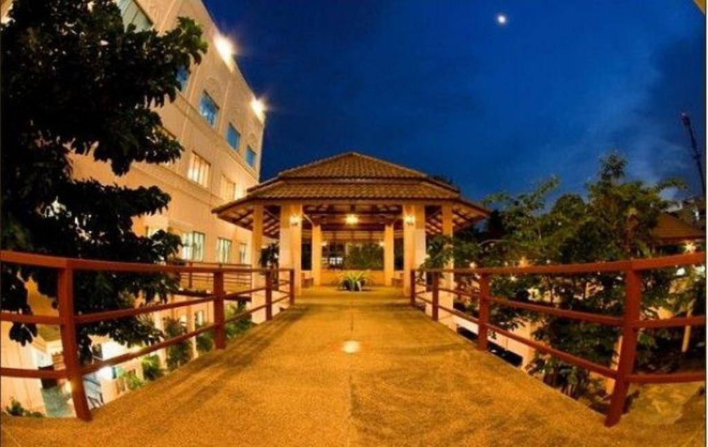 Anda Bangkok Hotel Extérieur photo